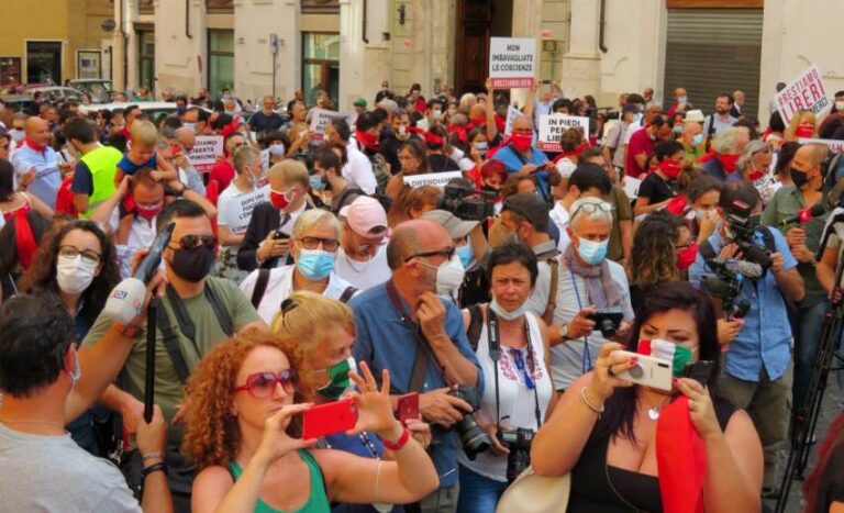 Ddl Zan, manifestazione a Montecitorio a tutela delle ...