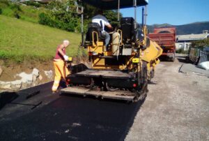 lavori rifacimento strada