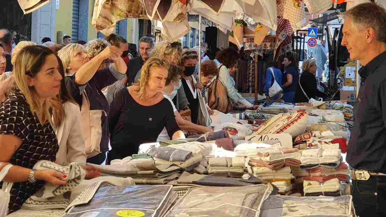 boutique a cielo aperto ambulanti di Forte dei Marmi