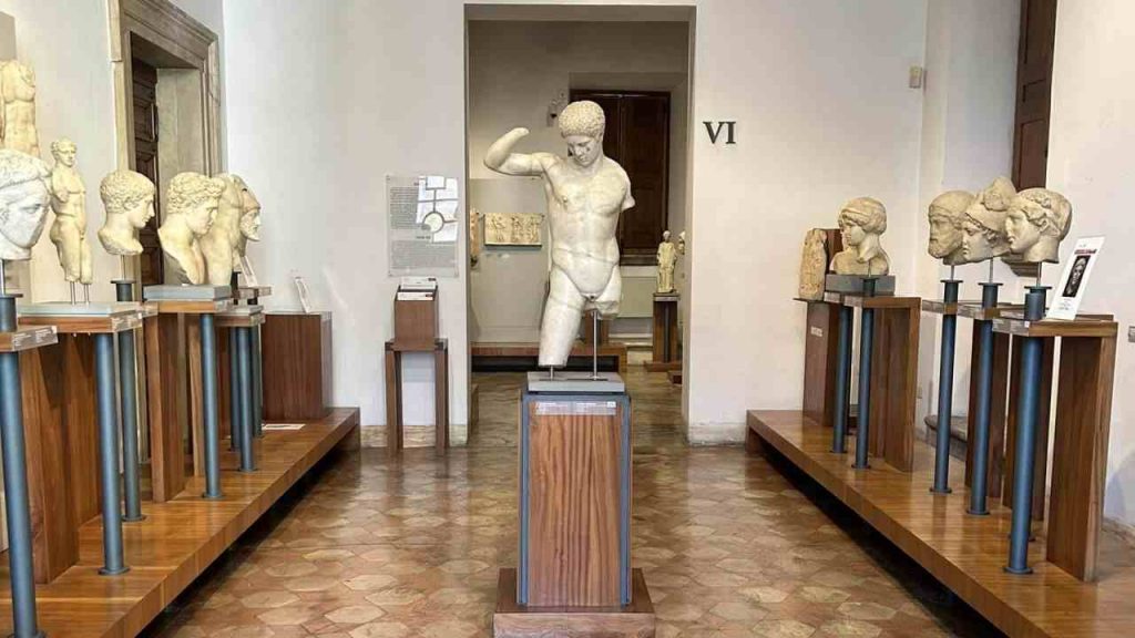 Sala espositiva del Museo Barracco di Roma