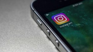 Come scoprire quante volte qualcuno ha visto una storia su Instagram