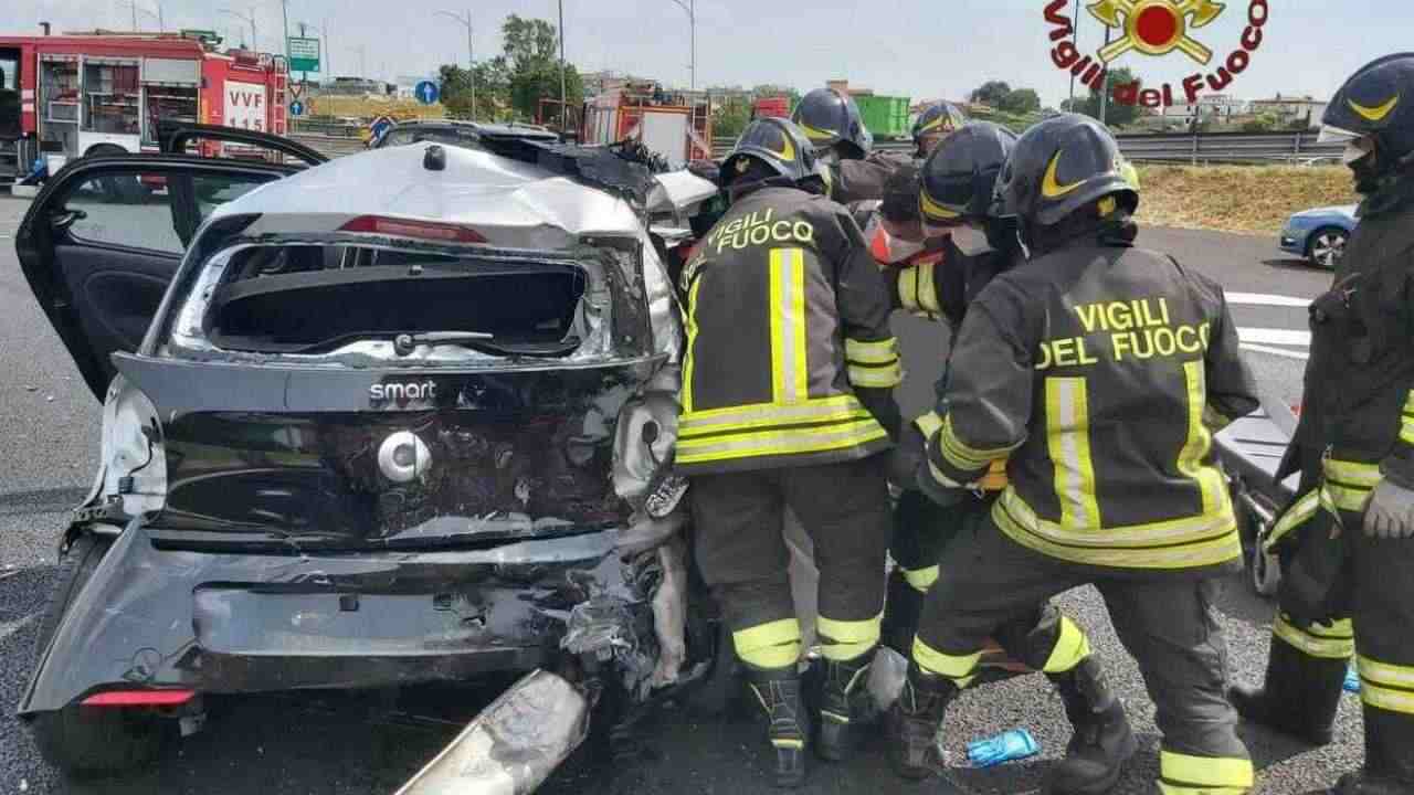 Incidente stradale Roma sul GRA