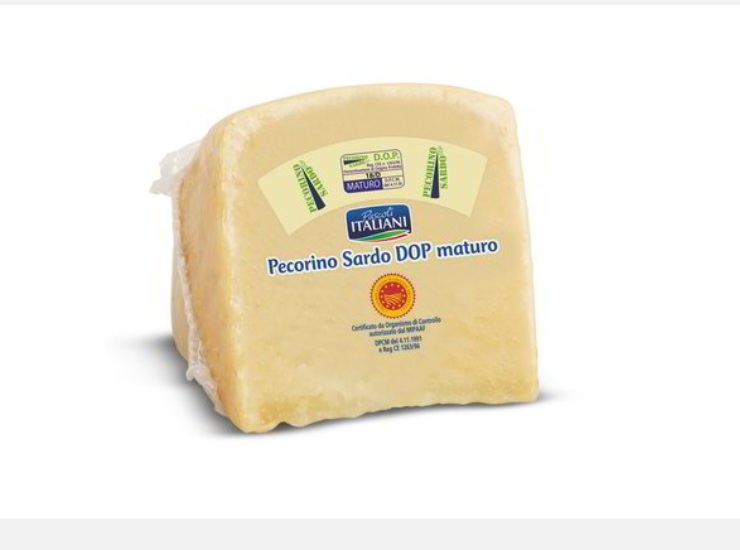 pecorino sardo pascoli italiani richiamato