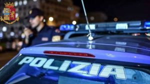 Polizia, volante notte