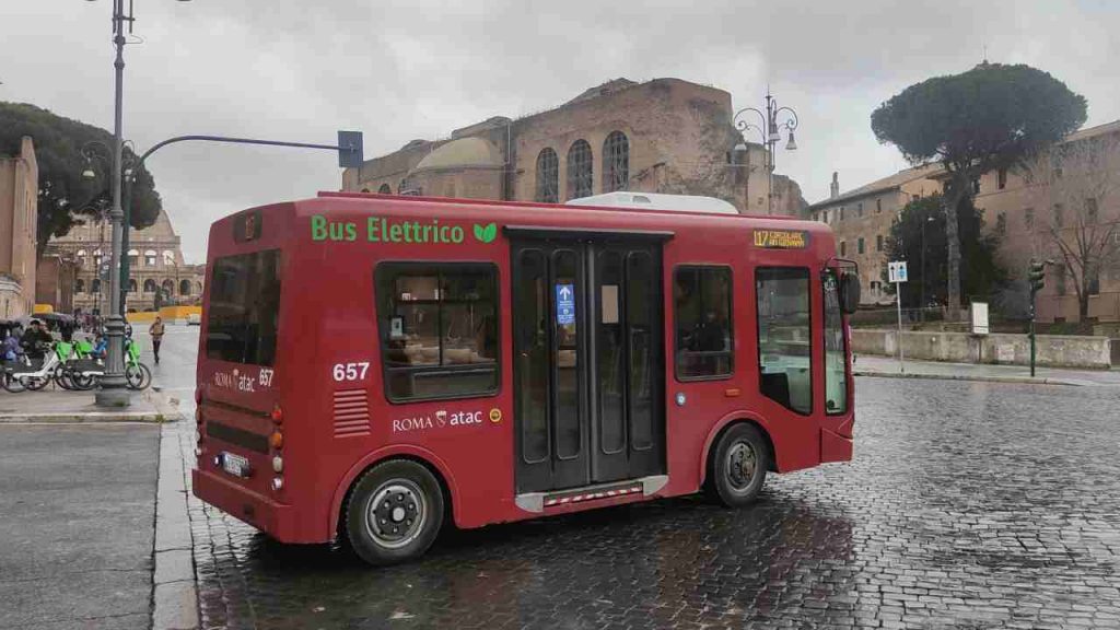 bus elettrico atac