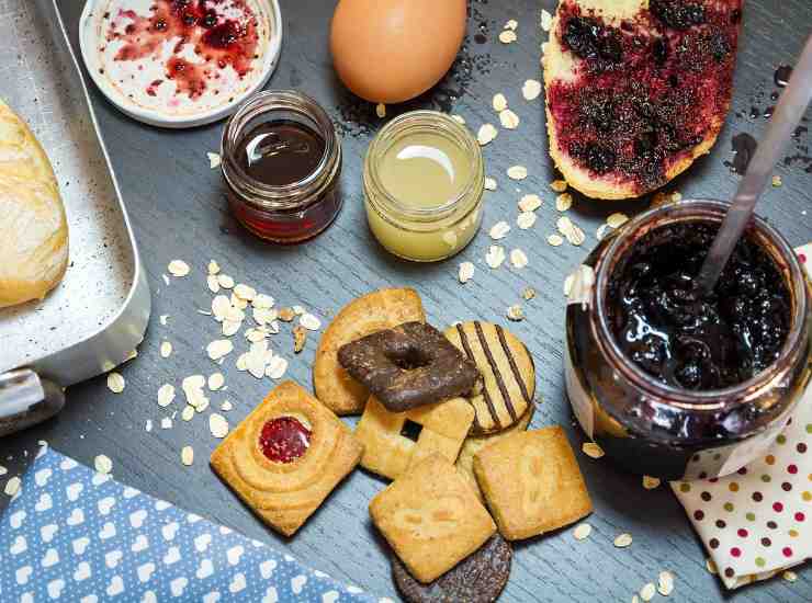 cibi da evitare a colazione