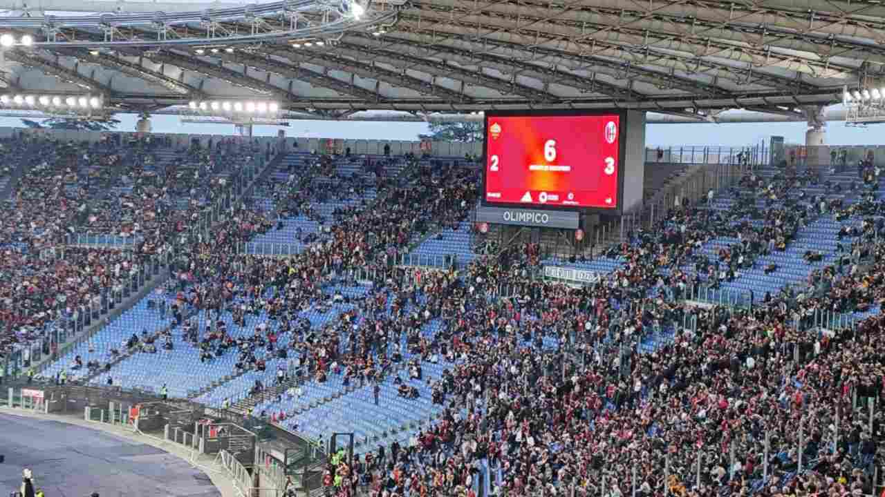 Curva Sud svuotata Roma-Bologna