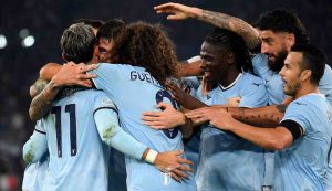 La Lazio festeggia il gol