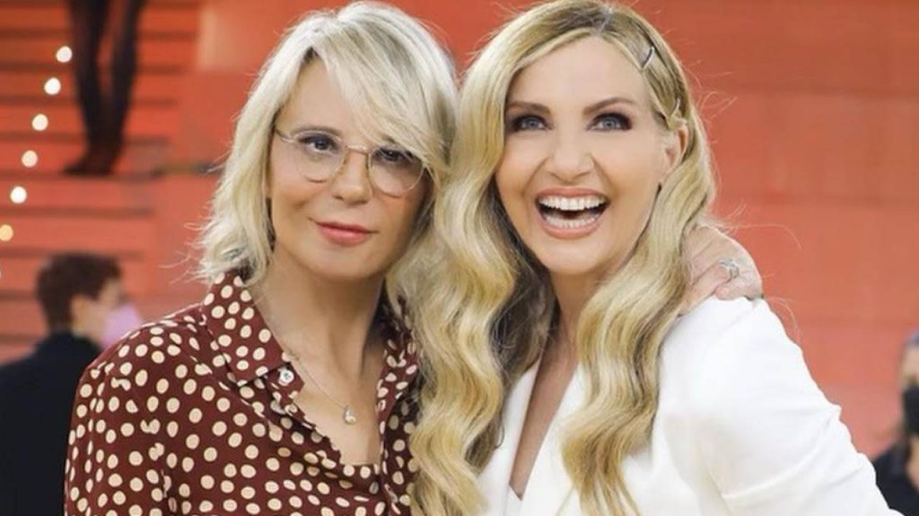 Lorella Cuccarini e Maria De Filippi - Mediaset Infinity - Ilquotidianodellazio.it