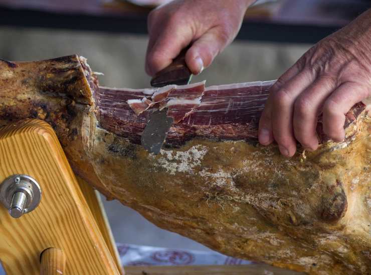 Bassiano borgo del Prosciutto e dei dinosauri