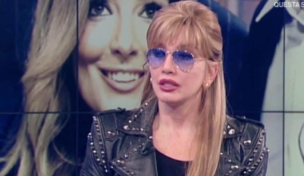 Milly Carlucci deve cambiare